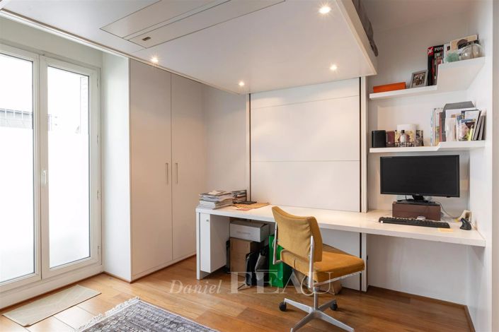 Image No.21-4 Bed House for sale