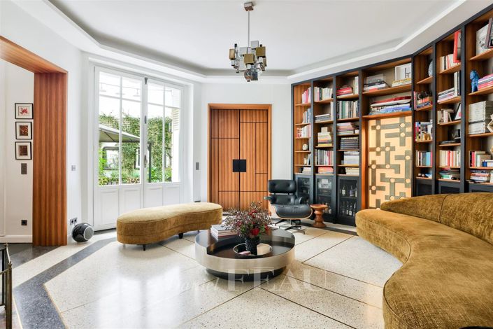 Image No.1-3 Bed Apartment for sale