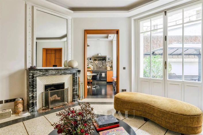 Image No.15-3 Bed Apartment for sale