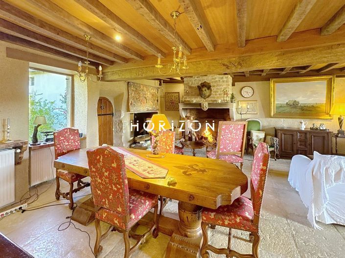 Image No.10-4 Bed House for sale