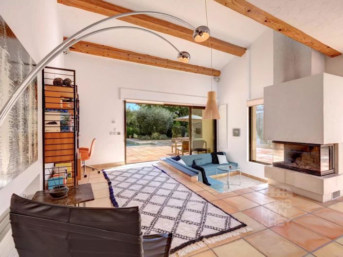 Image No.6-4 Bed House for sale