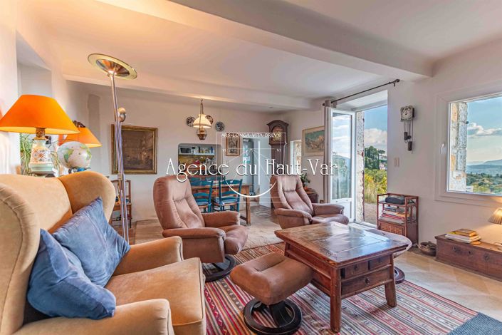 Image No.6-2 Bed House for sale