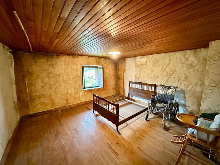 Image No.14-2 Bed House for sale