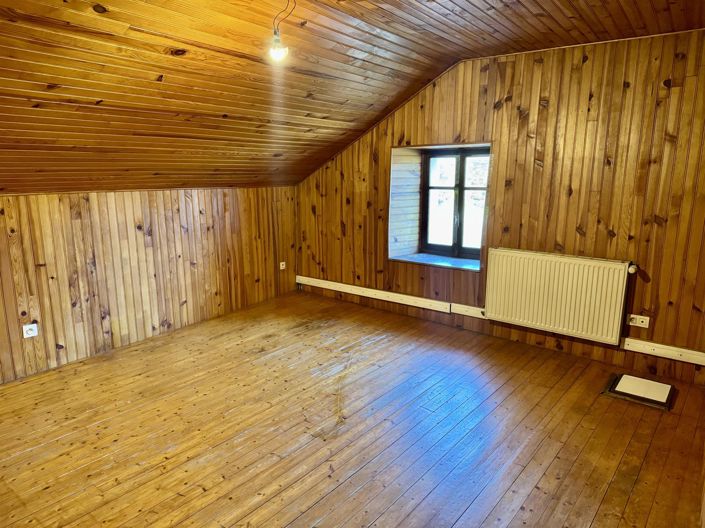 Image No.9-3 Bed House for sale