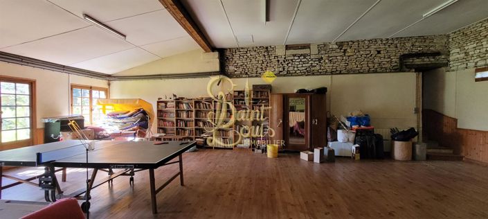 Image No.18-5 Bed House for sale