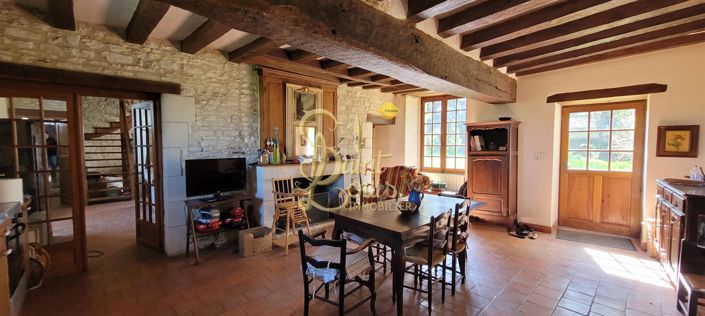 Image No.7-5 Bed House for sale