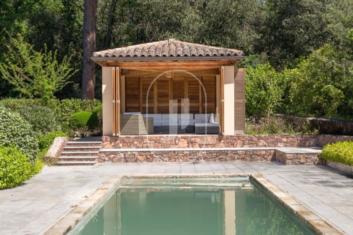 Image No.14-4 Bed House for sale