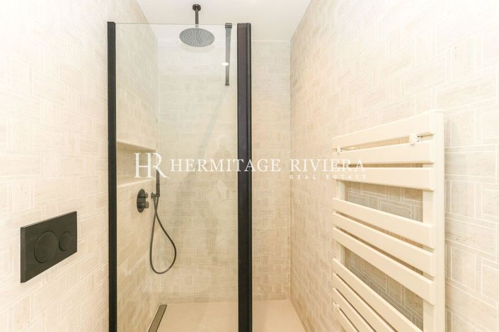 Image No.22-4 Bed House for sale