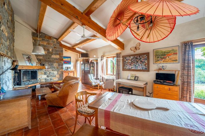 Image No.6-5 Bed House for sale