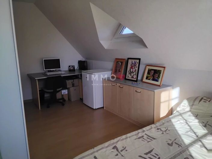 Image No.15-6 Bed House for sale