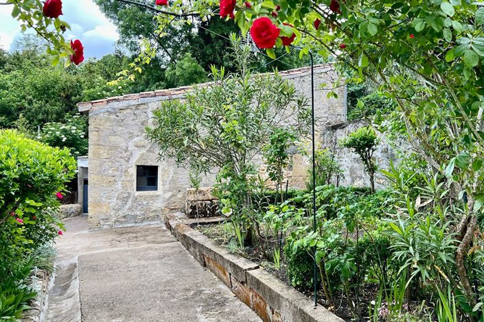 Image No.7-4 Bed House for sale