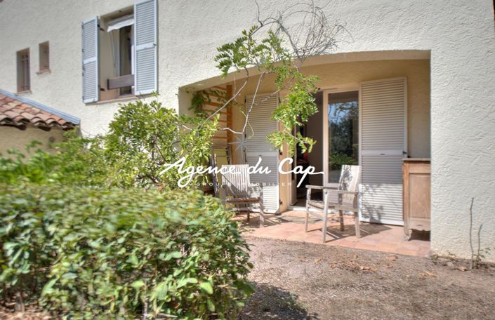 Image No.10-4 Bed House for sale