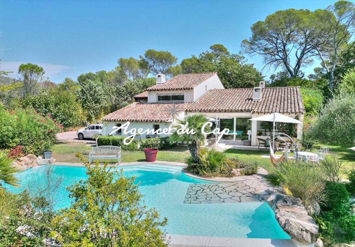 Image No.6-4 Bed House for sale