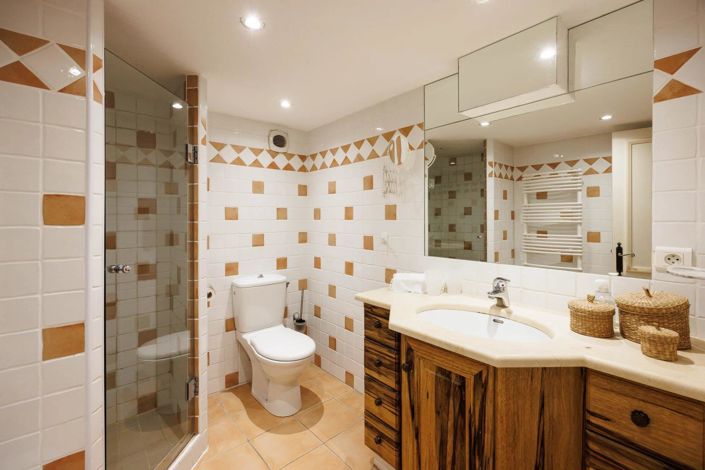 Image No.23-4 Bed House for sale