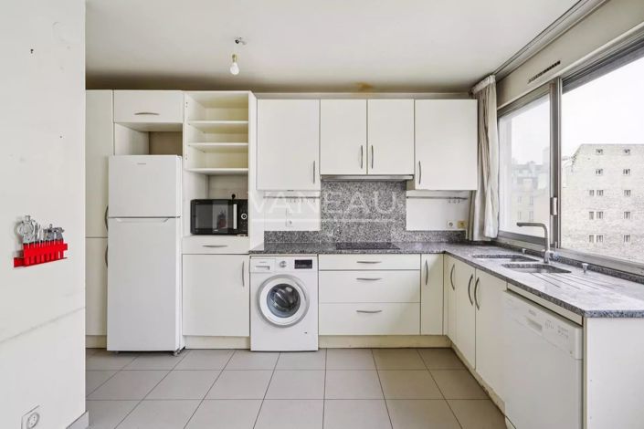 Image No.10-4 Bed Apartment for sale