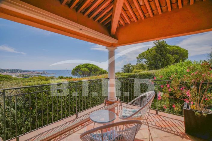 Image No.5-4 Bed House for sale