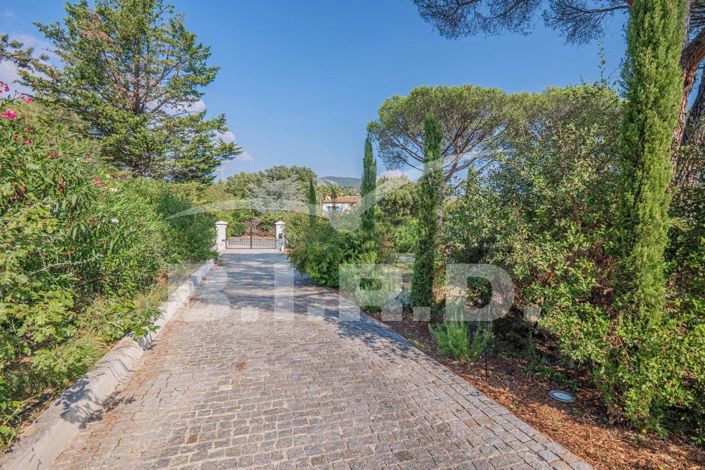 Image No.13-6 Bed House for sale