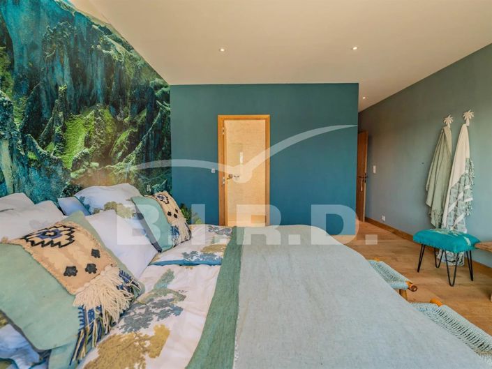 Image No.14-4 Bed House for sale