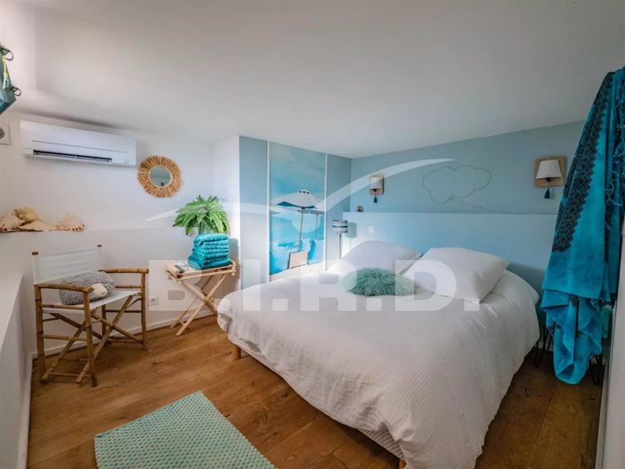 Image No.18-4 Bed House for sale