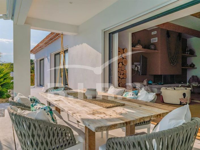 Image No.20-4 Bed House for sale