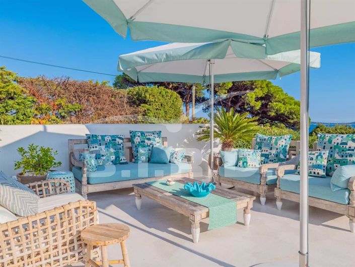 Image No.22-4 Bed House for sale