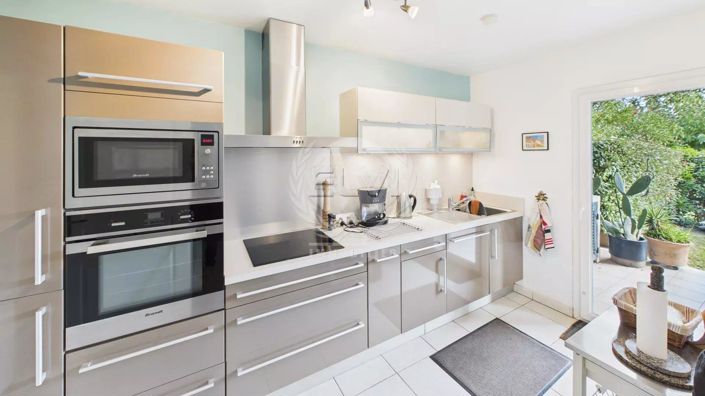 Image No.7-2 Bed House for sale