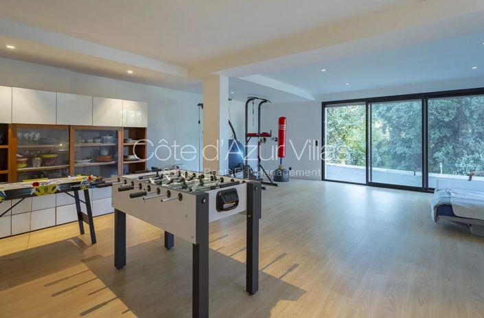 Image No.19-5 Bed House for sale