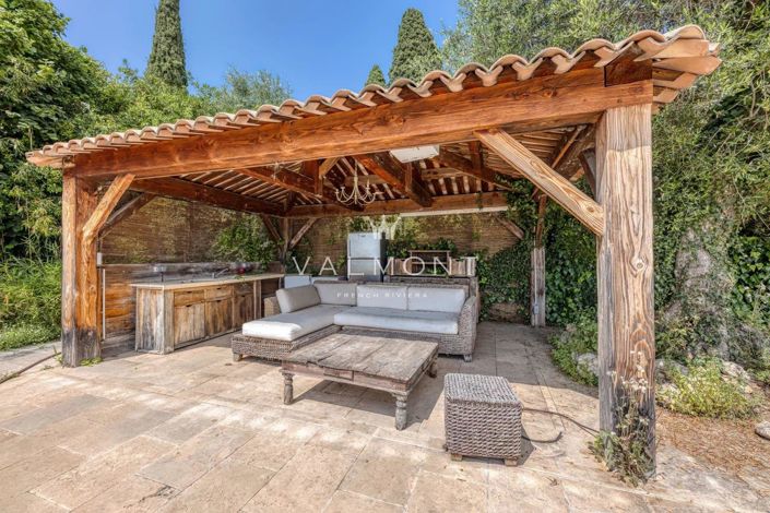 Image No.7-6 Bed House for sale