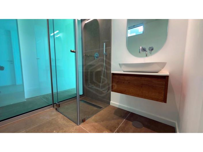 Image No.43-3 Bed House for sale