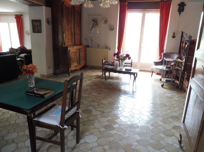 Image No.15-4 Bed House for sale