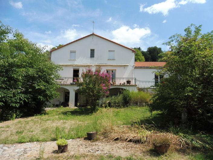 Image No.8-4 Bed House for sale