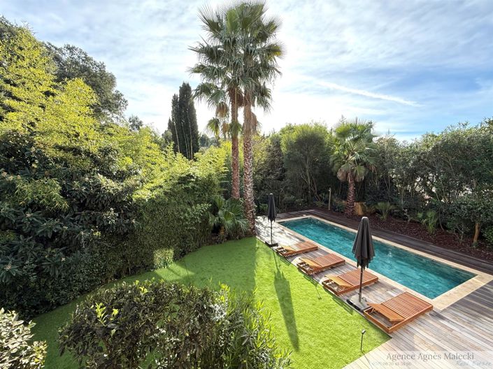 Image No.1-4 Bed House for sale