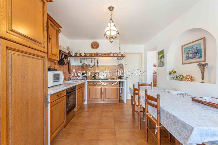 Image No.16-3 Bed House for sale