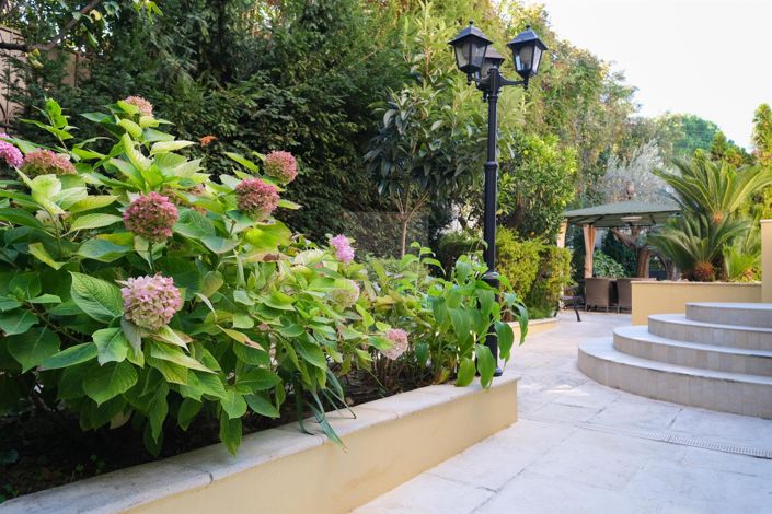 Image No.4-4 Bed House for sale