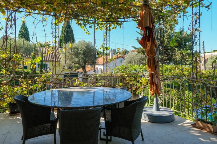 Image No.5-4 Bed House for sale