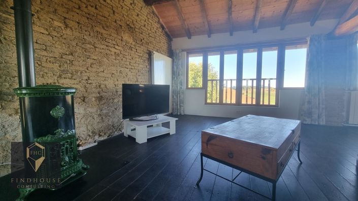 Image No.17-5 Bed House for sale