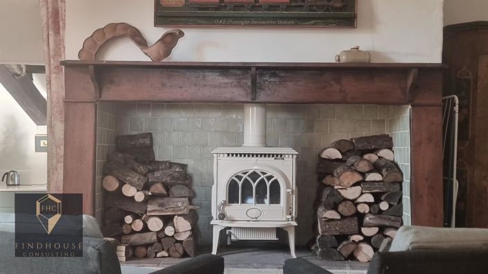 Image No.9-5 Bed House for sale