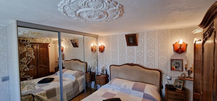 Image No.16-4 Bed House for sale