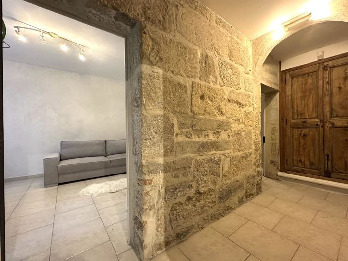 Image No.4-2 Bed House for sale