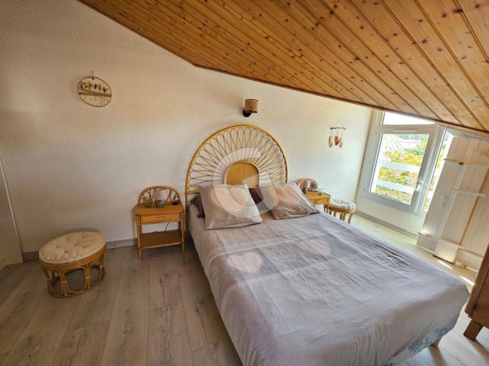 Image No.6-1 Bed House for sale