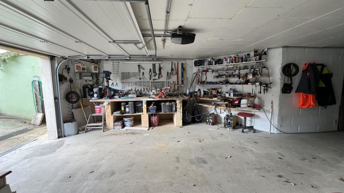 Image No.12-4 Bed House for sale