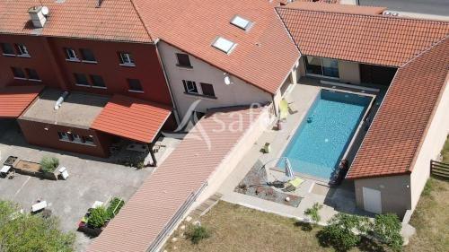 Image No.2-25 Bed House for sale