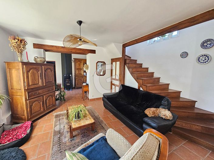 Image No.7-2 Bed House for sale