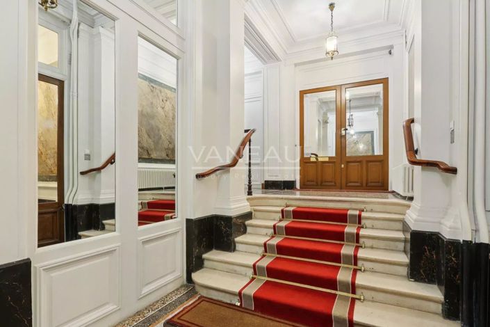 Image No.19-3 Bed Apartment for sale