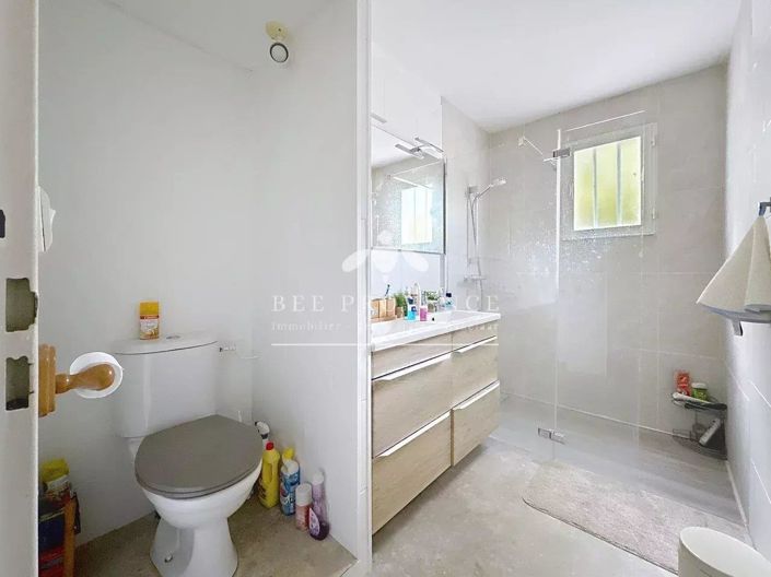 Image No.14-5 Bed House for sale