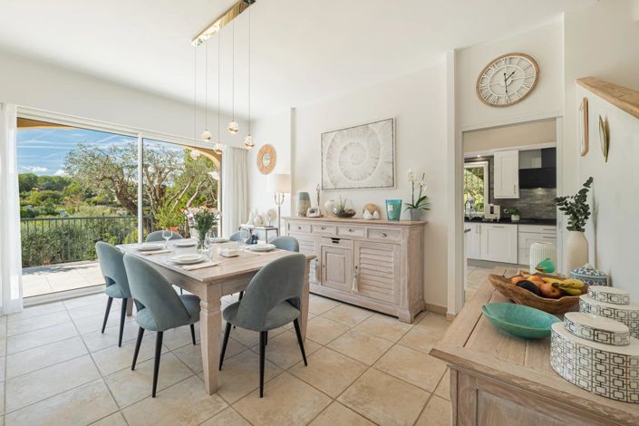 Image No.13-4 Bed House for sale