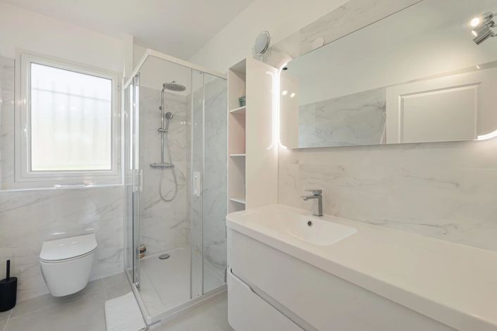 Image No.22-4 Bed House for sale