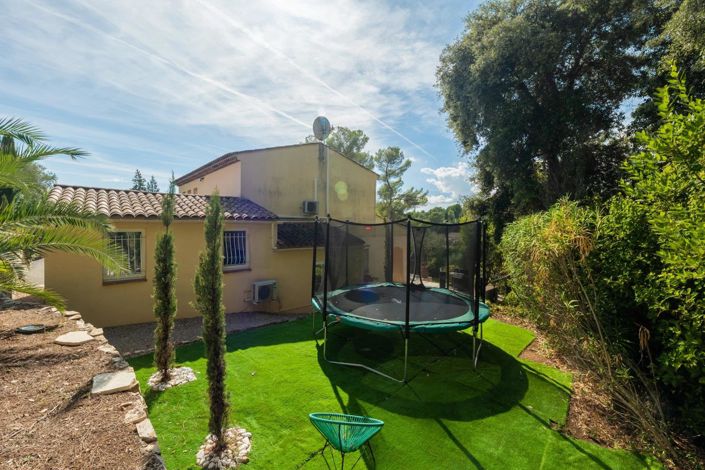 Image No.26-4 Bed House for sale