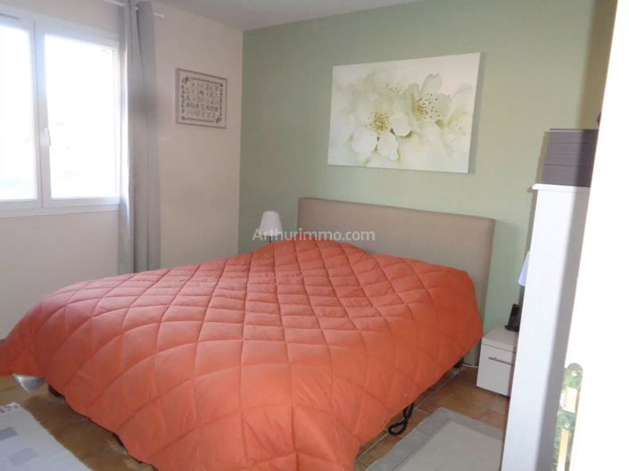 Image No.21-4 Bed House for sale