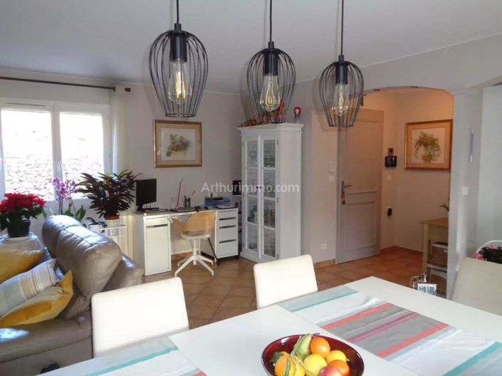 Image No.27-4 Bed House for sale